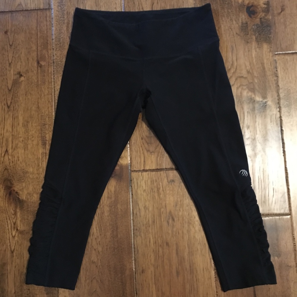 MPG yoga pants
